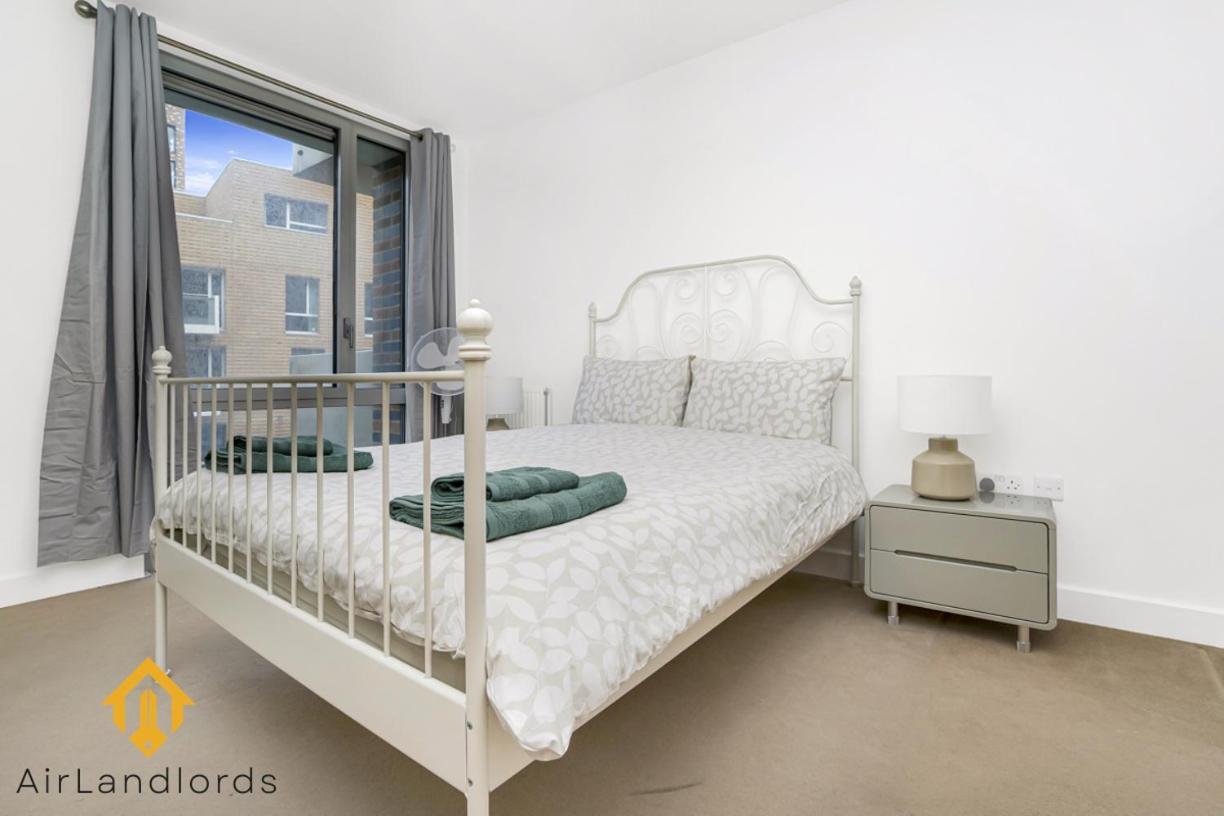 Apartament Exclusive 2 Bedroom Flat In Bromley By Bow