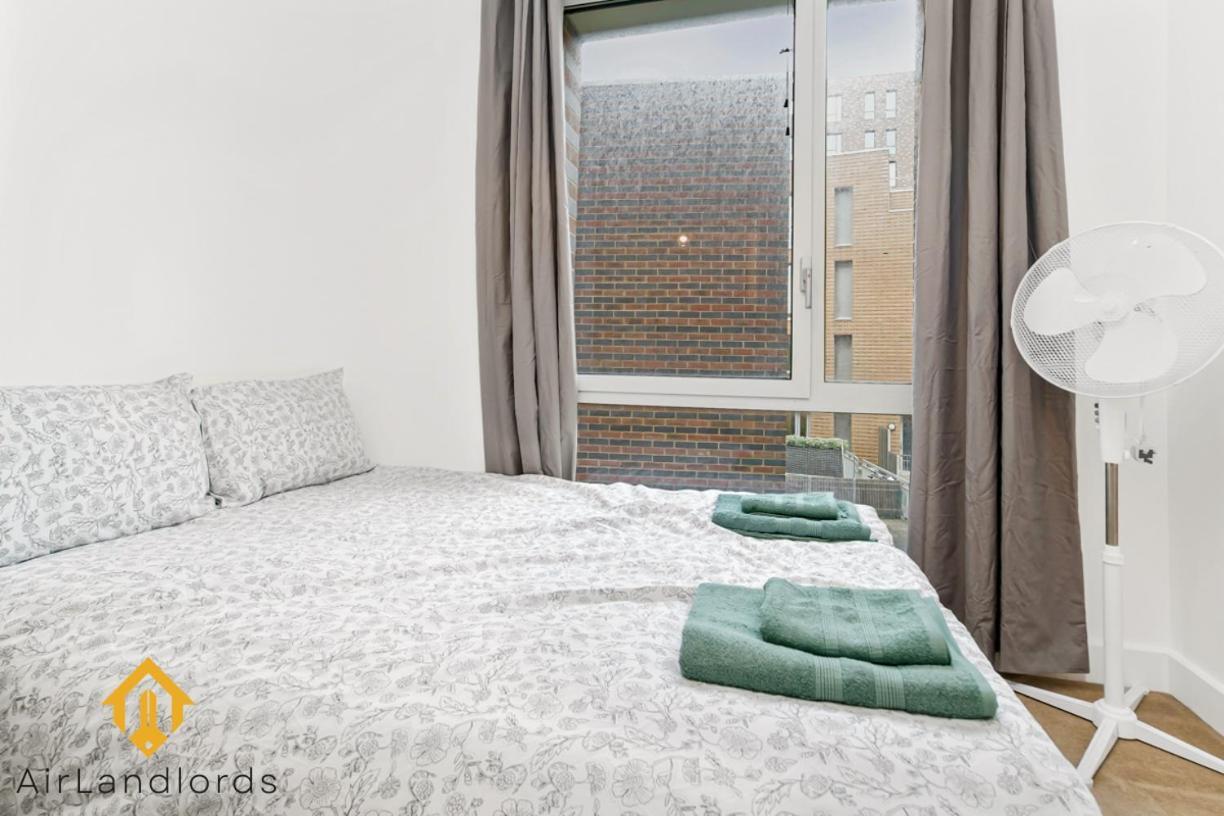 Apartament Exclusive 2 Bedroom Flat In Bromley By Bow Londra